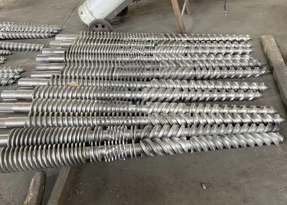 窒化物の鋼鉄38CrMoAla HV800 - 900深さ0.4 -が付いているねじ要素0.7mm