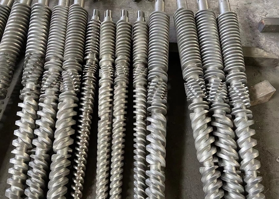 窒化物の鋼鉄38CrMoAla HV800 - 900深さ0.4 -が付いているねじ要素0.7mm