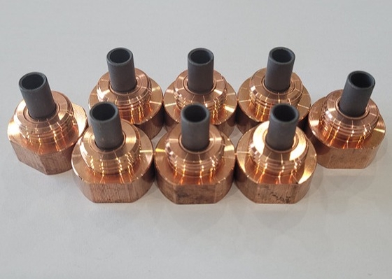 M6/M8/M10/M12 KCFを溶接するボルトはナットの電極によってスリーブを付ける