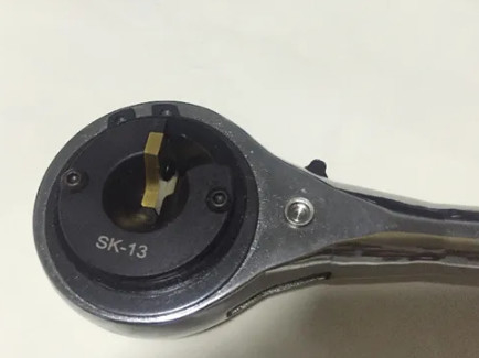 スポット溶接の電極材料のための抵抗溶接KTW 12のカッター