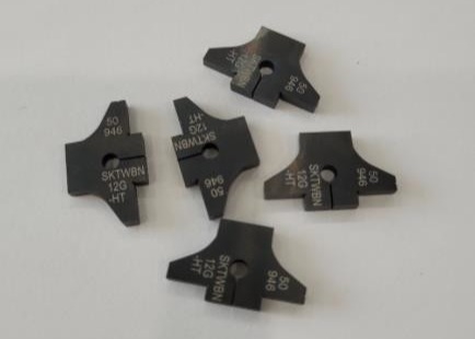精密はすべてのタイプの電極のための刃に用具を使い、機械は作る