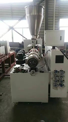 パイプとシートを押し出すためのSJ75シングルスクリュー押出機
