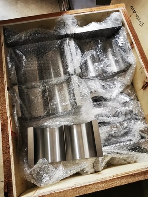 プラスチック押出機の生産ラインのためのねじおよびバレルの背割り