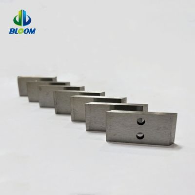 特殊形状小型産業機械ブレード（プラスチックリサイクル用）