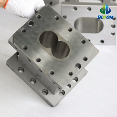 模様構造 プラスチック排出用耐磨性のあるニッケル合金双螺栓樽