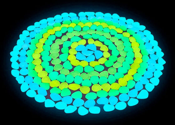 3mmの庭の装飾の樹脂の小石の明るい石