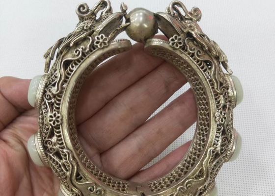 よい賛美することの中国の従来の幸運なパターン ブレスレット