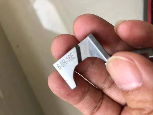 スライバの表面が付いている空気の先端のドレッサーの刃6-8R-16E
